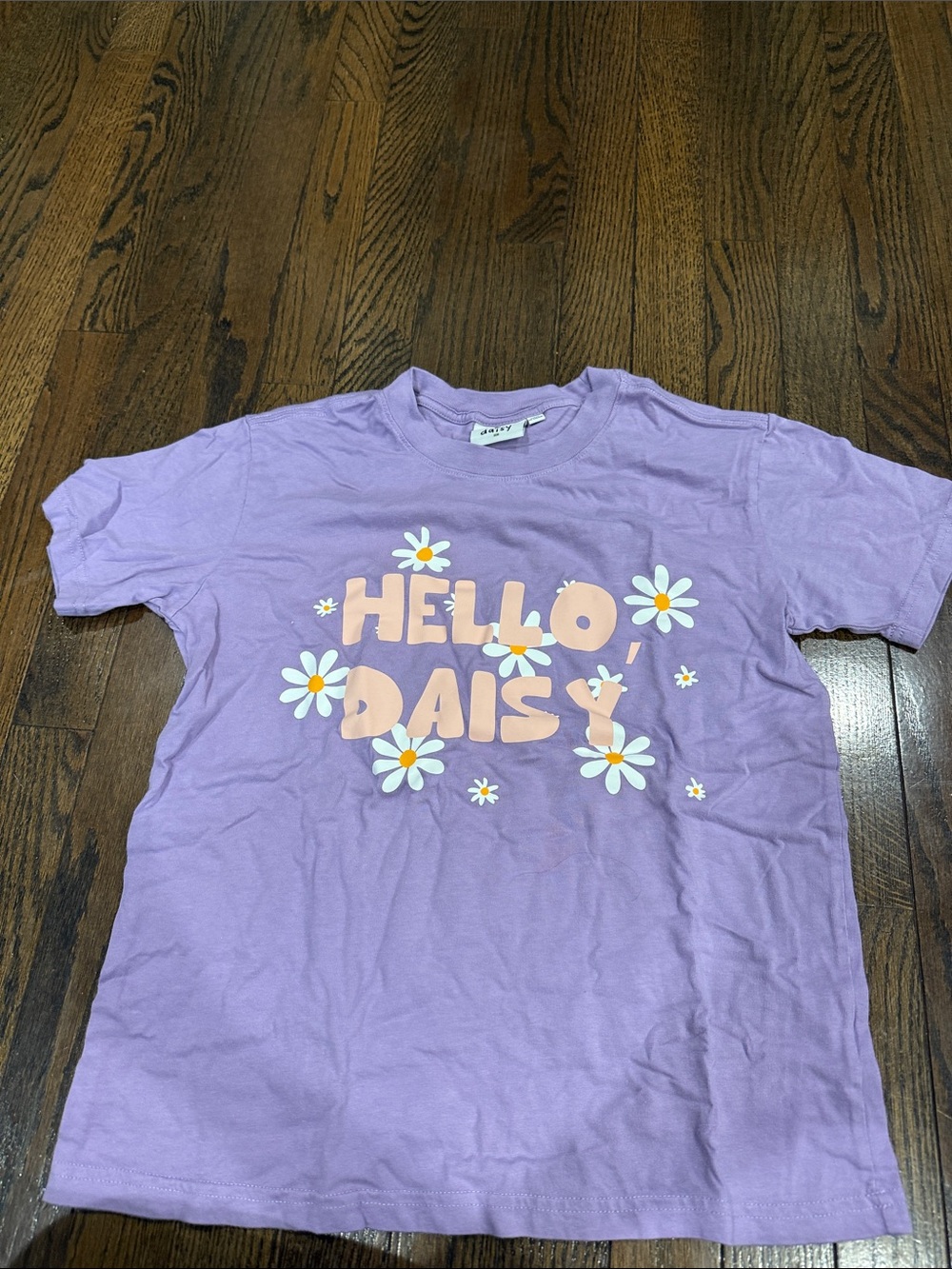 Hello Daisy Lavender Graphic Tee - women